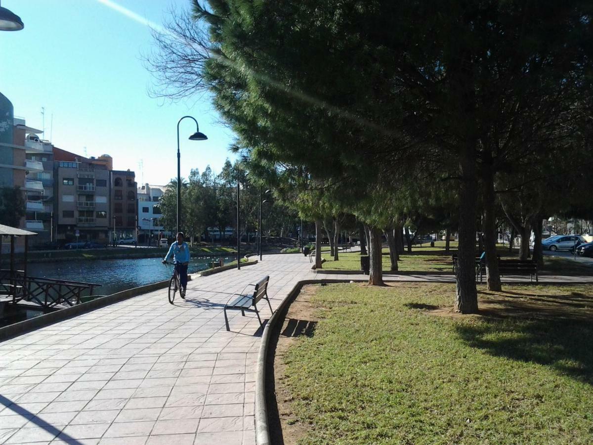 Primera Linea En Playa Sur. Plaza Constitucion Peniscola Luaran gambar